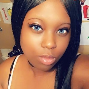 Meet your Posher, Kierra